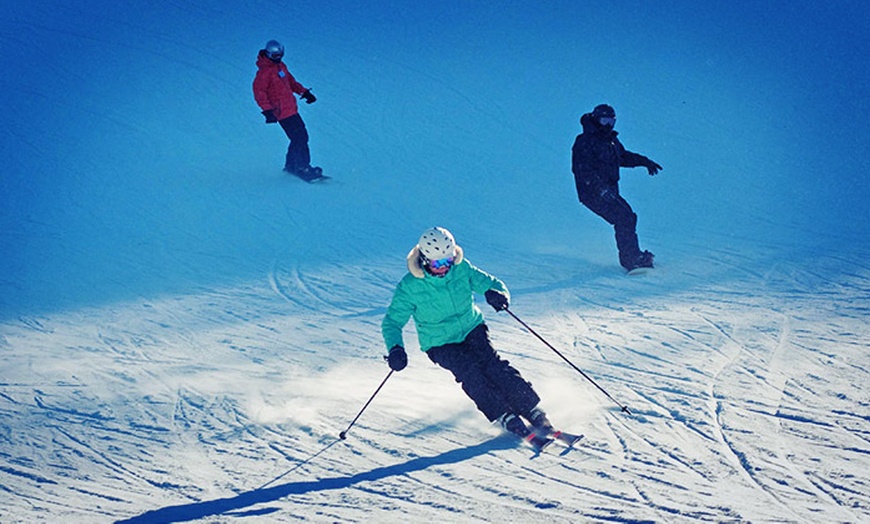 Image 7: All-Day Skiing in Outaouais 