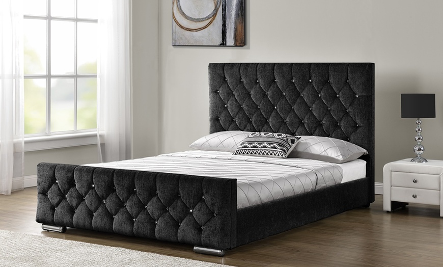 Image 4: Arya Bed