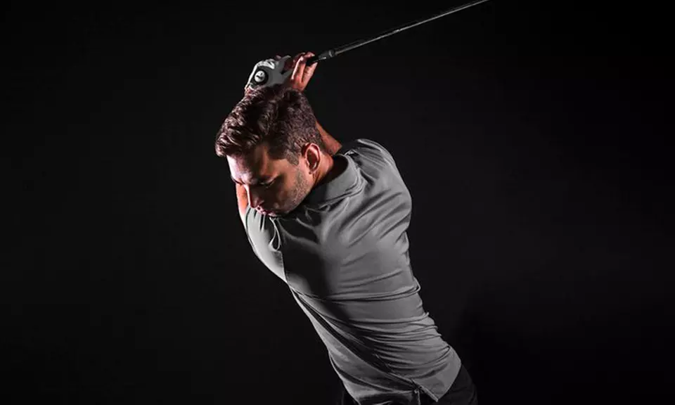 Swing into Fun: Experience Virtual Golf Like Never Before!
