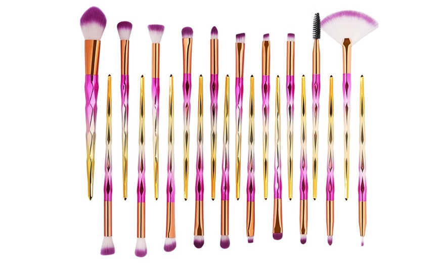 Image 6: 20-Piece Makeup Brush Set