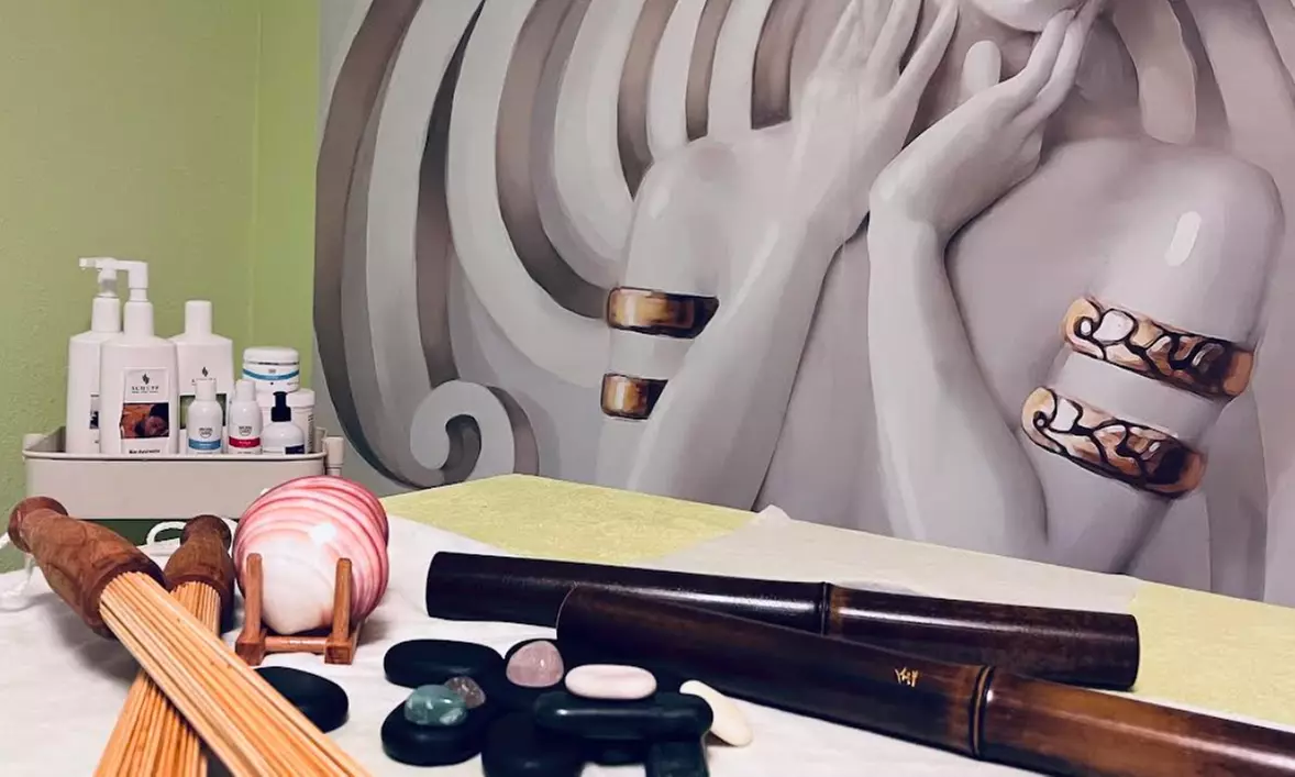 Rücken- & Arm-Massage oder Schwangeren-Massage für 1 Person