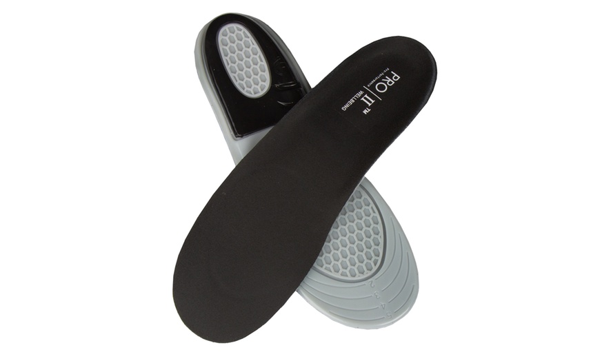 Image 2: Shock-Absorbing Sports Insoles