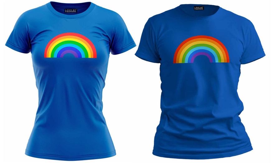 Image 3: Unisex Rainbow Print T-Shirt