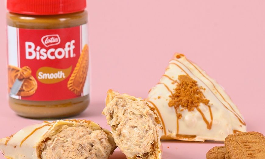 Image 17: Enjoy Handcrafted Delicious Samosas in Boxes of 4, 8, or 12