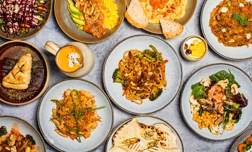 Image 3: Menús para 1 o 2 con bowl o roll, entrante, postre y bebida 