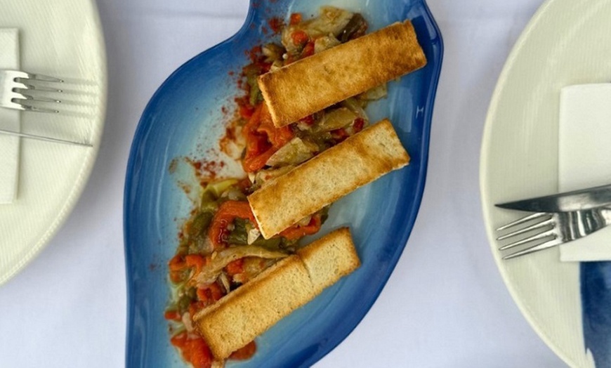 Image 16: Menú de arroces para 2 o 4 frente al mar con postre y opción a vino