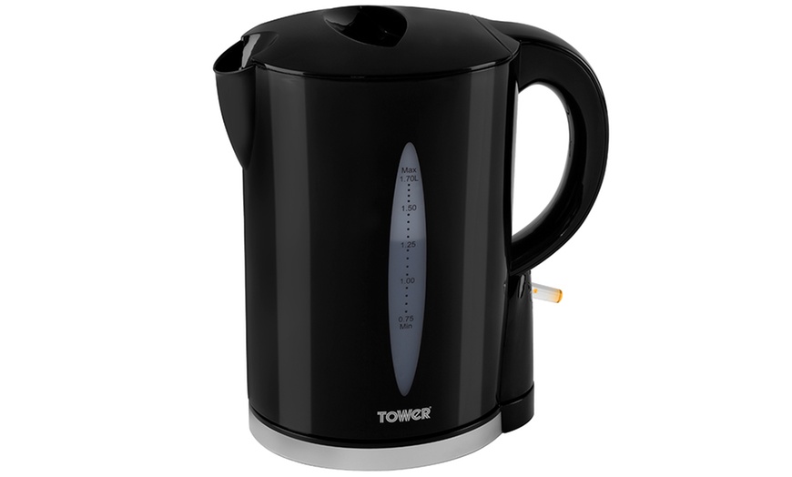 Image 3: Tower Kettle and Toaster Set