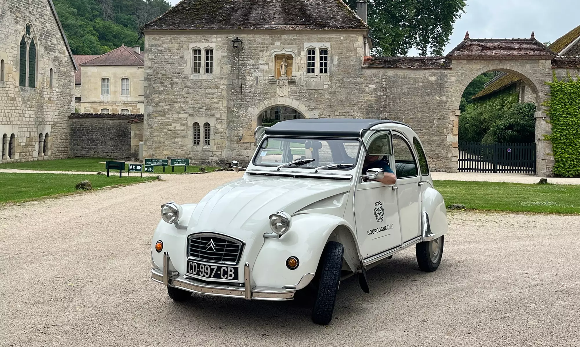 Balade en 2CV avec Bourgogne Chic