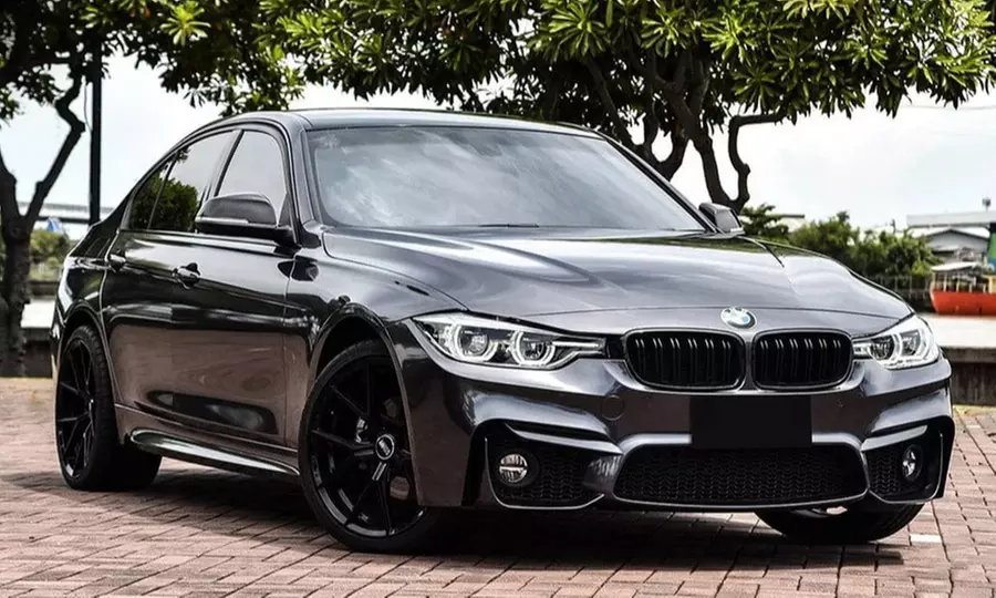 Platinum Interior & Exterior Cleaning For Sedans/SUVs/Minivans/Trucks!