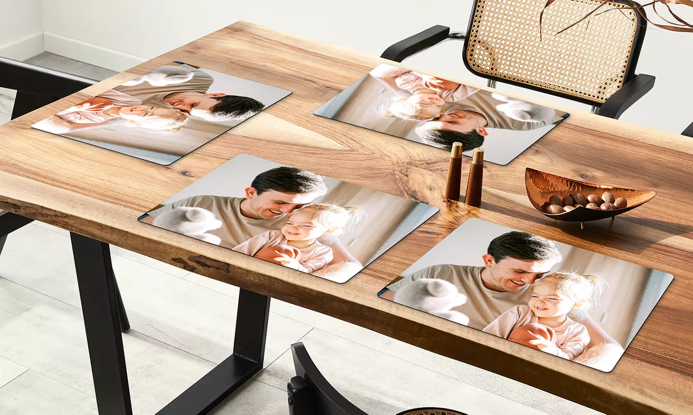 Tot 8 gepersonaliseerde placemats met je foto, in afmetingen naar keuze via FotoCadeau nu met tot 71% korting - Primary Image