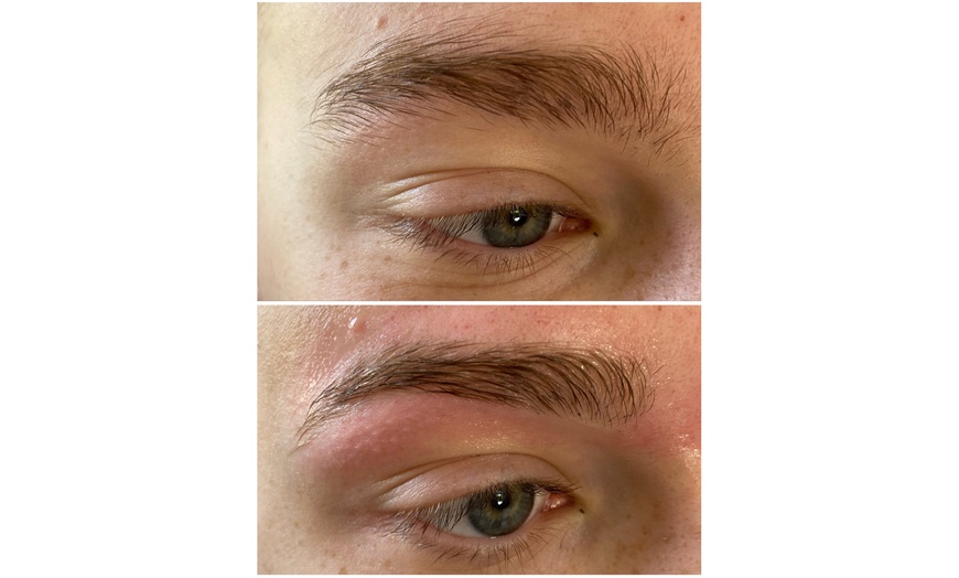 Image 5: Restructuration ou Browlift des sourcils chez Sand-beauty & brows