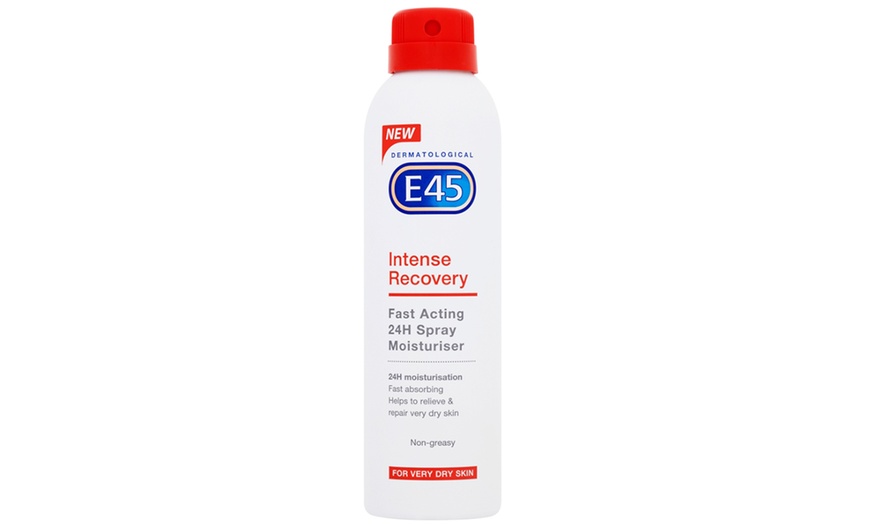 Image 2: E45 Derma Protect Spray