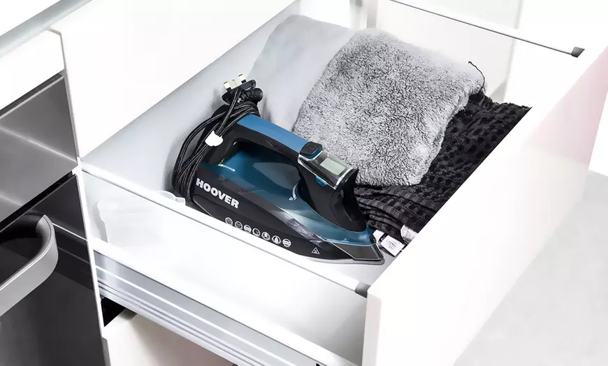 Image 7: Hoover IronJet with LCD Screen