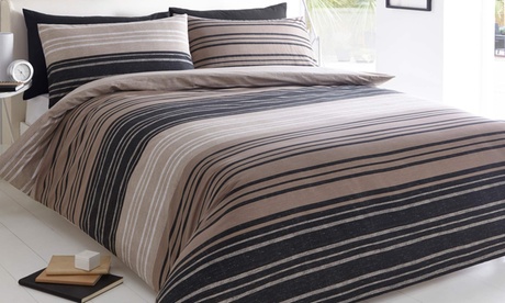 Parure copripiumino Textured Stripe, disponibile in 4 colori e varie dimensioni