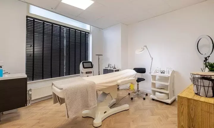 Boost je look: browlift, wimperlift of verwenpakket in Amsterdam