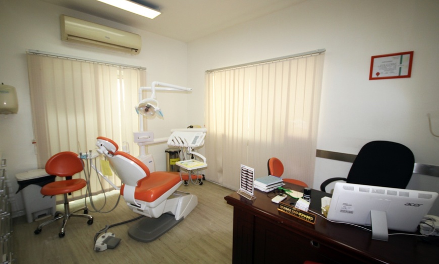 Image 4: Dental Cleaning with Consultation