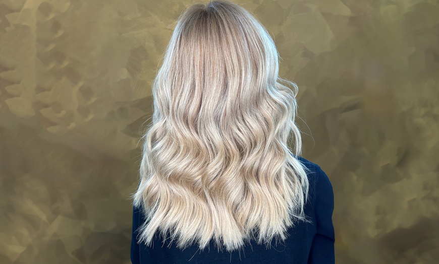 Image 5: Bis zu 26% Rabatt auf Haarschnitt bei BY Millionhair