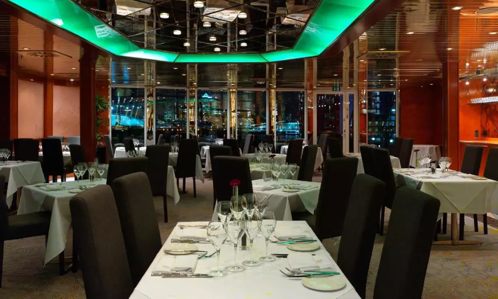 Gift an Escape to London’s 4*Sunborn Yacht Hotel with Breakfast&Dinner