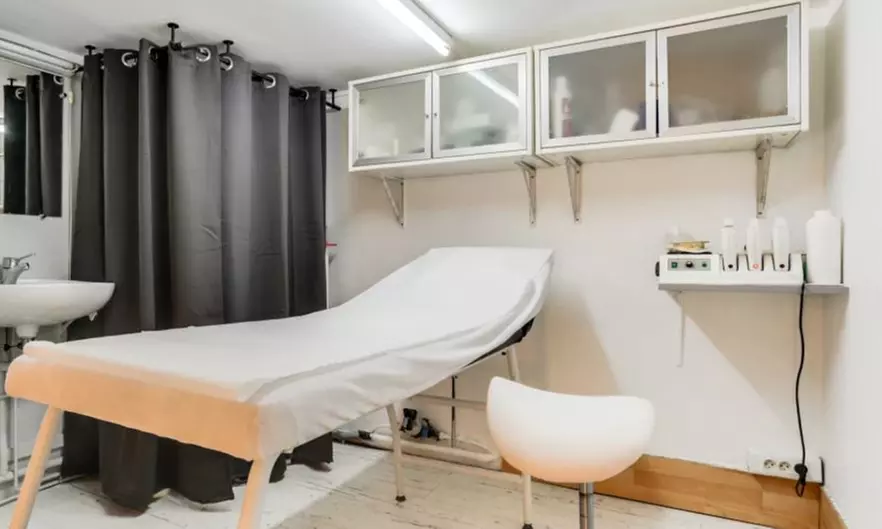 Rehaussement de cils avec ou sans teinture à l'Institut Sax'Ongles