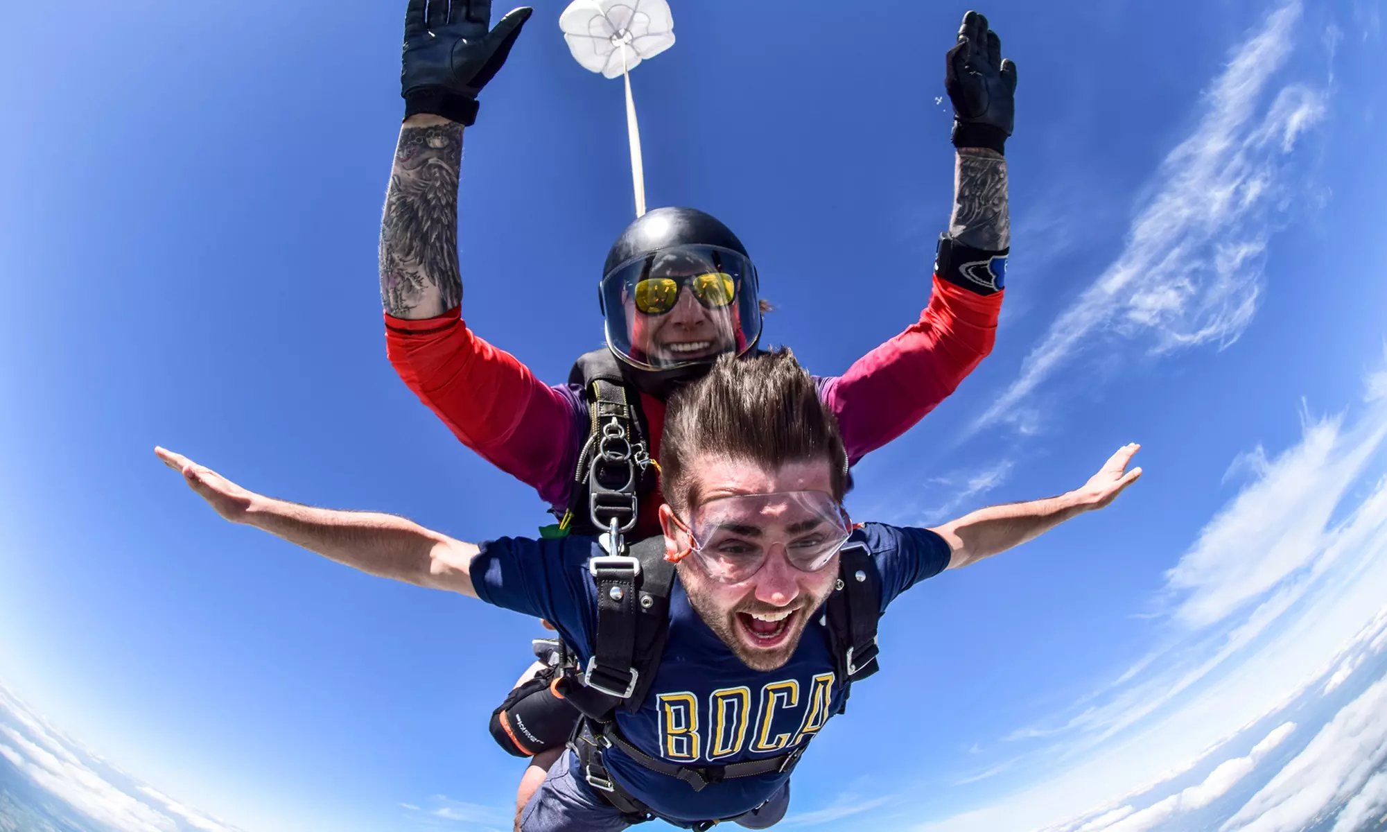 Skok spadochronowy w tandemie ze zdjęciami i filmem dla 1 osoby