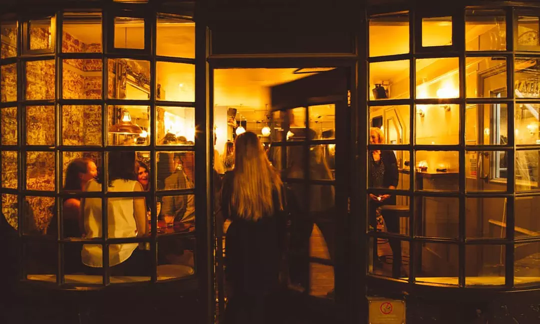 Cocktail Making Class with Bubbles for One, Two, or Four People