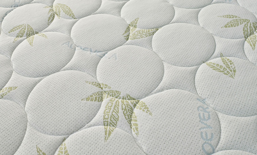 Image 3: Aloe Vera Skin Care Mattress