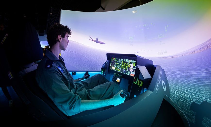 Image 5: Best-Selling Flight Simulation Experiences! 