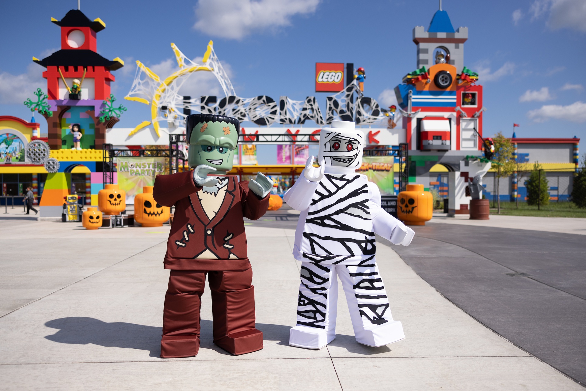 Family Adventure Awaits at LEGOLAND New York – Save on Tickets Now