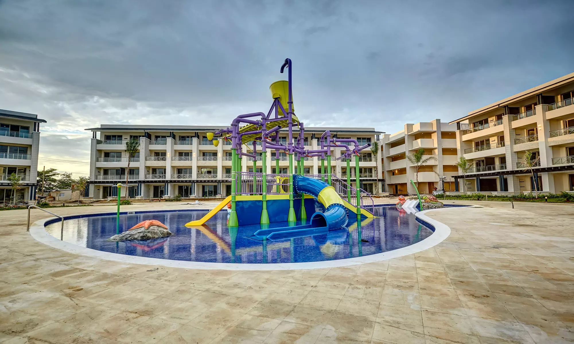 ✈ 4- or 6-Night All-Inclusive Royalton Negril Trip w/ Air from Vacation Express. Price/Person Based on Double Occupancy. - Primary Image