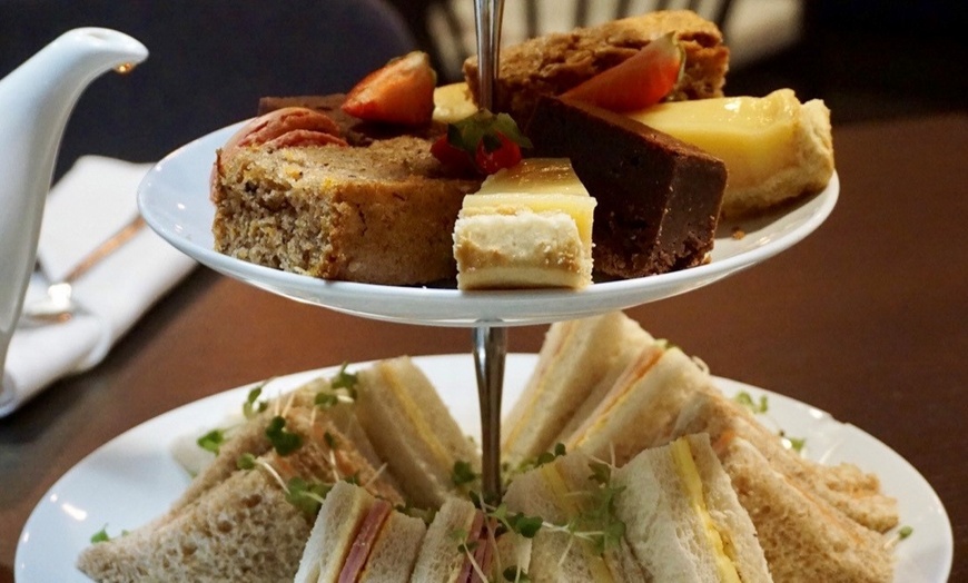 Image 3: 4* Spa Afternoon Tea