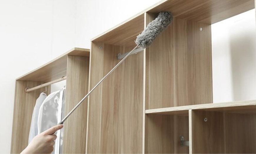 Image 1: Retractable Microfiber Duster