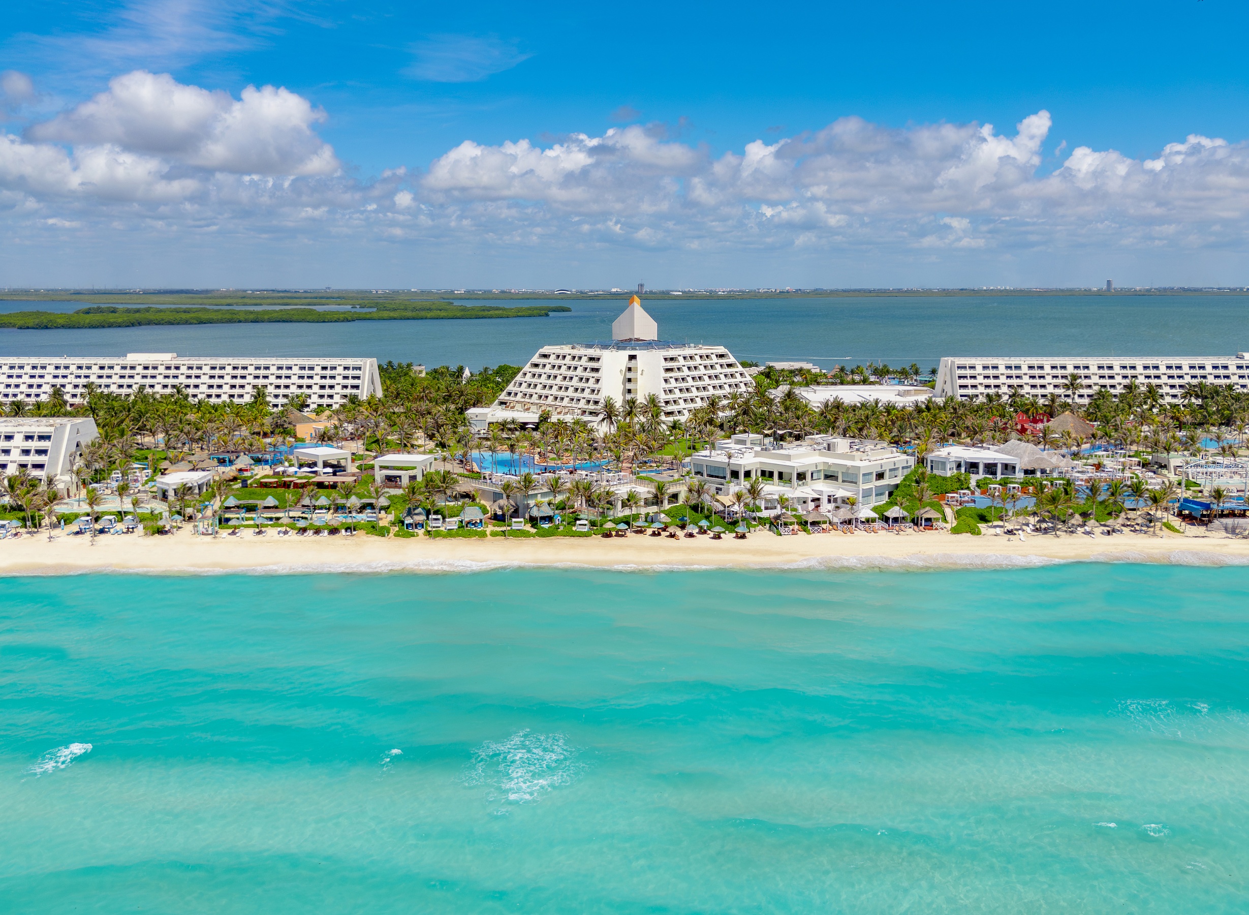 Members: All-Inclusive Stay for Two at The Pyramid Cancun - Book Now!