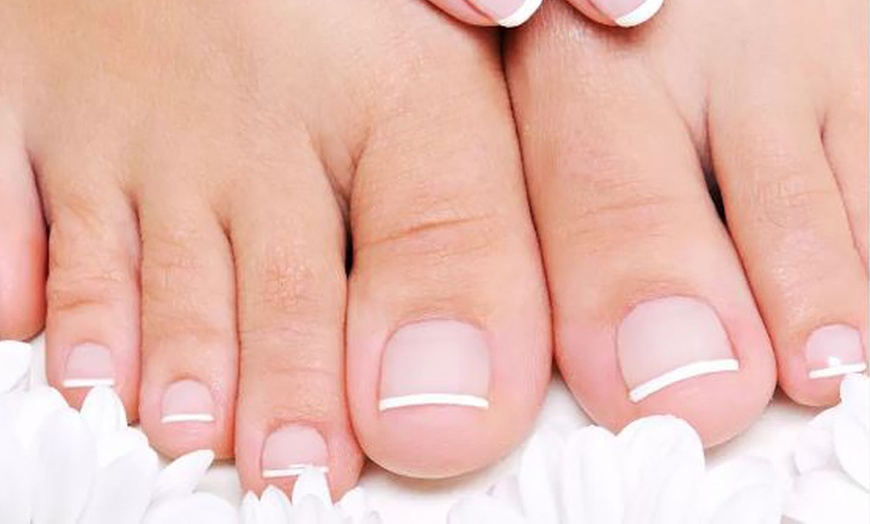 Image 2: Polished Perfection: Shellac Gel Manicure and Pedicure