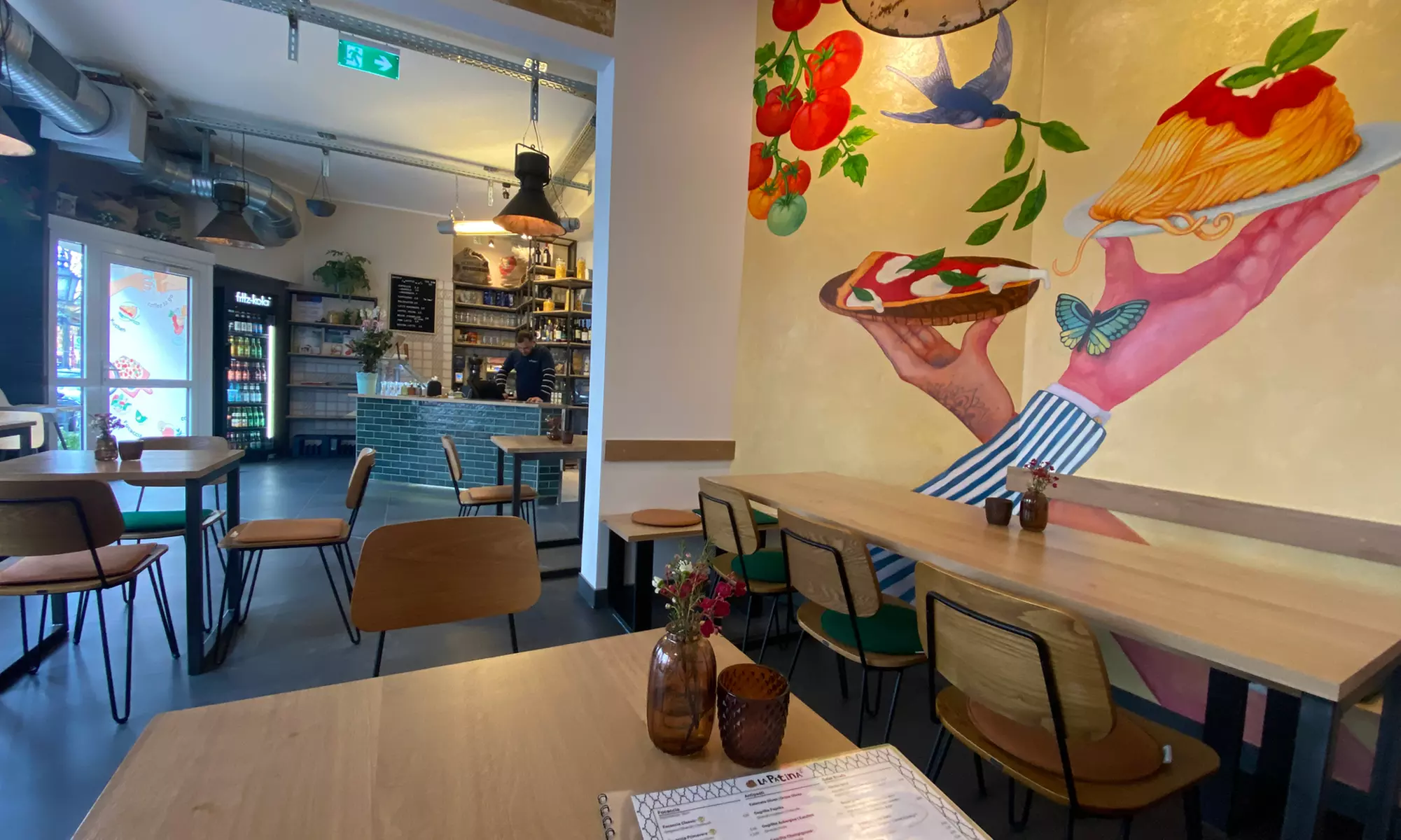 Focaccia oder Pasta nach Wahl inkl. Hauslimo oder Fassbier