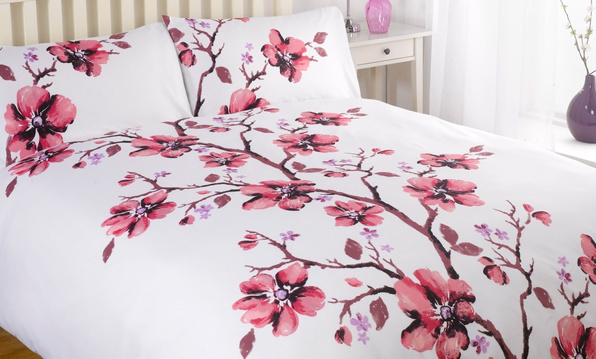 Image 11: January Clearance Duvet Sets
