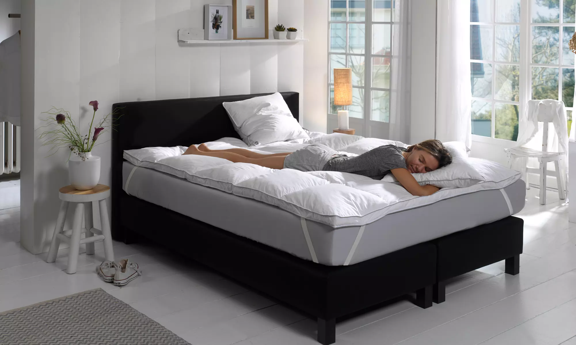 Sur-matelas plumes de canard, housse 100% coton percale - Primary Image