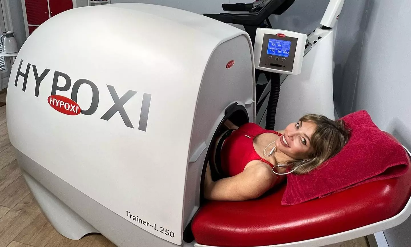 One or Three Sessions of Hypoxi Body Shaping Therapy with Body and Nutrition Consultation (Up to 59% Off) - Primary Image