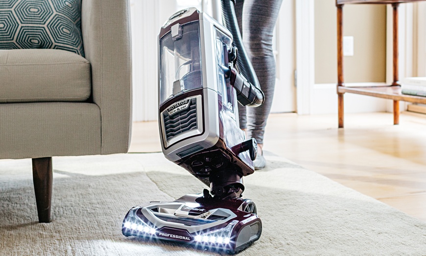 powered lift away upright vacuum cleaner with truepet nv620ukt