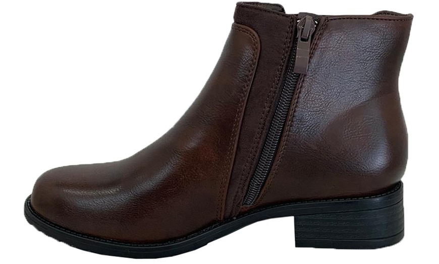 Image 10: Women's Chelsea Ankle Boots