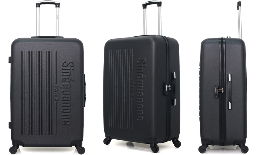 Image 3: Set of Three Suitcases