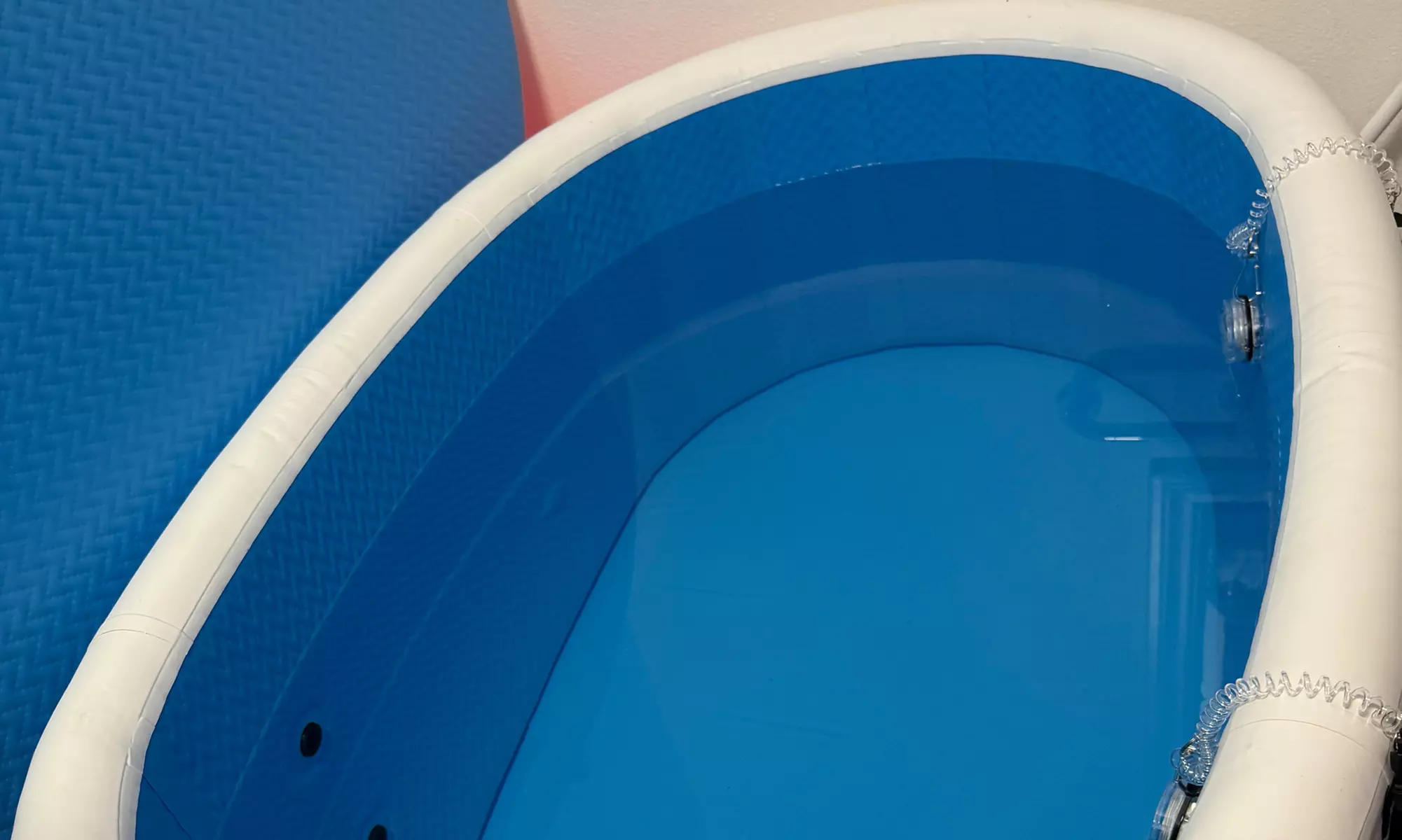 Infrared Dry Sauna + Red light Therapy + Cold Plunge PEMF+24/7 Access