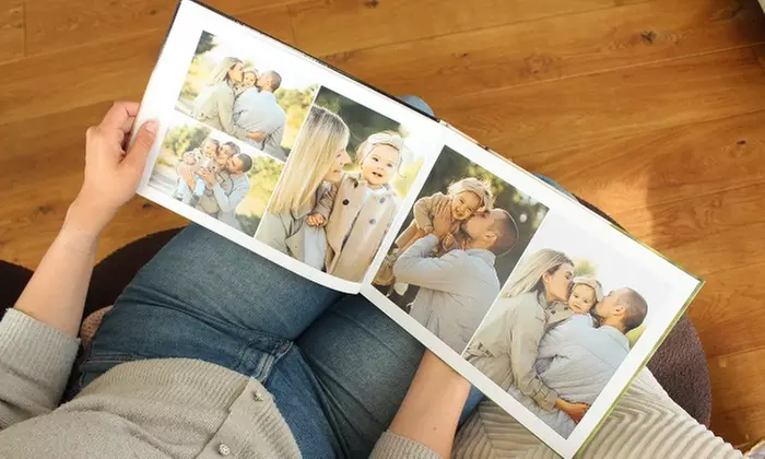 Bundel herinneringen in een A4-fotoboek met harde glossy kaft