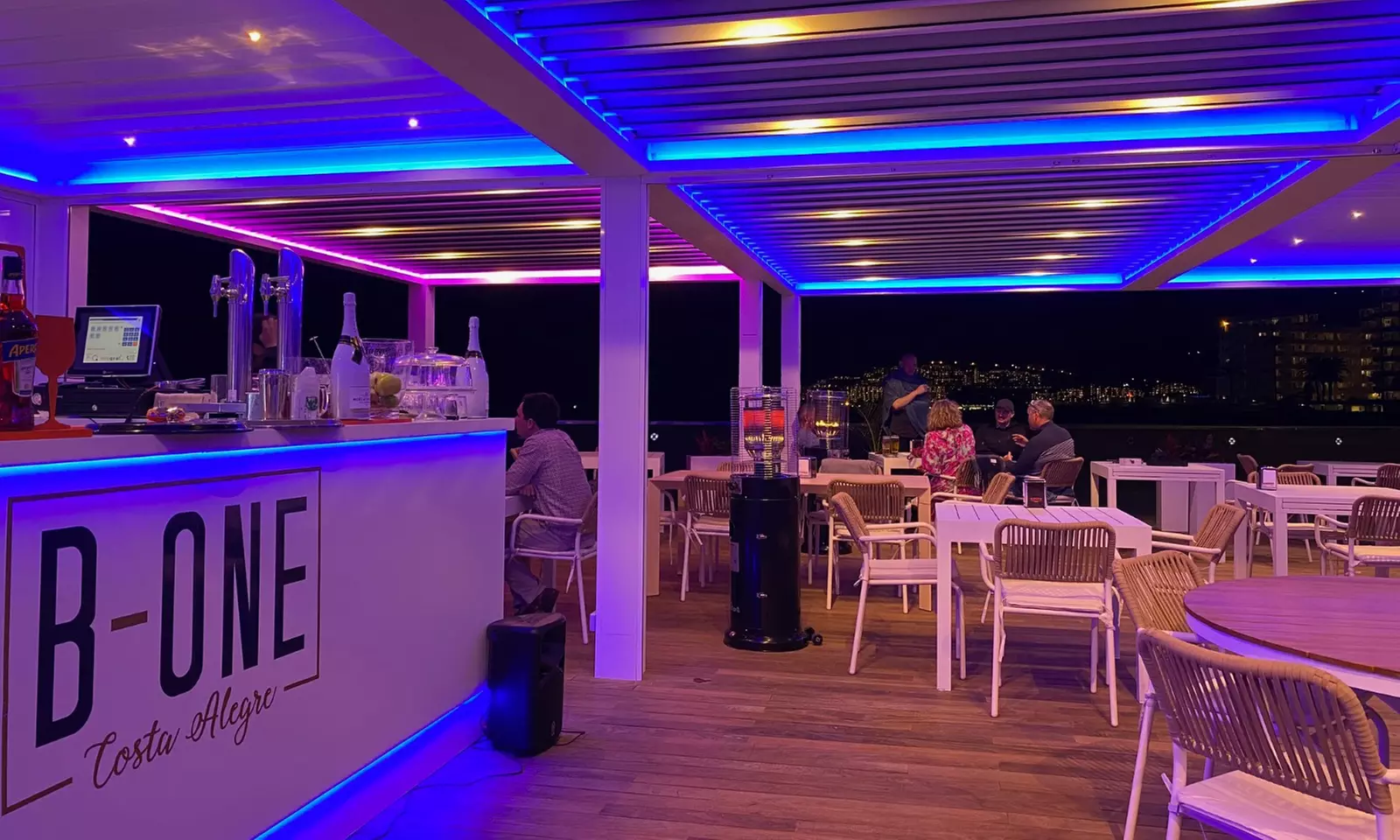 Menú mediterráneo para disfrutar frente al mar en B-One Costa Alegre