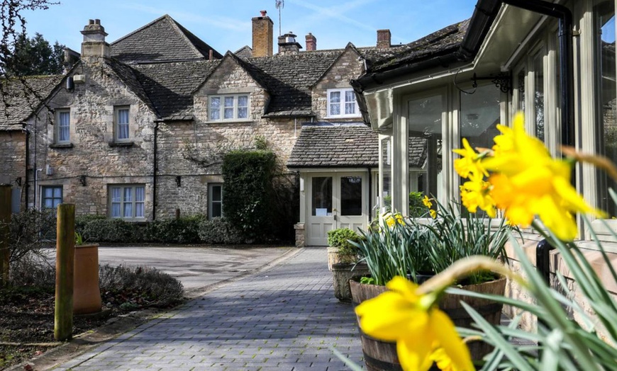 Image 29: Cotswolds: Standard Double Room with Breakfast and Welcome Drink