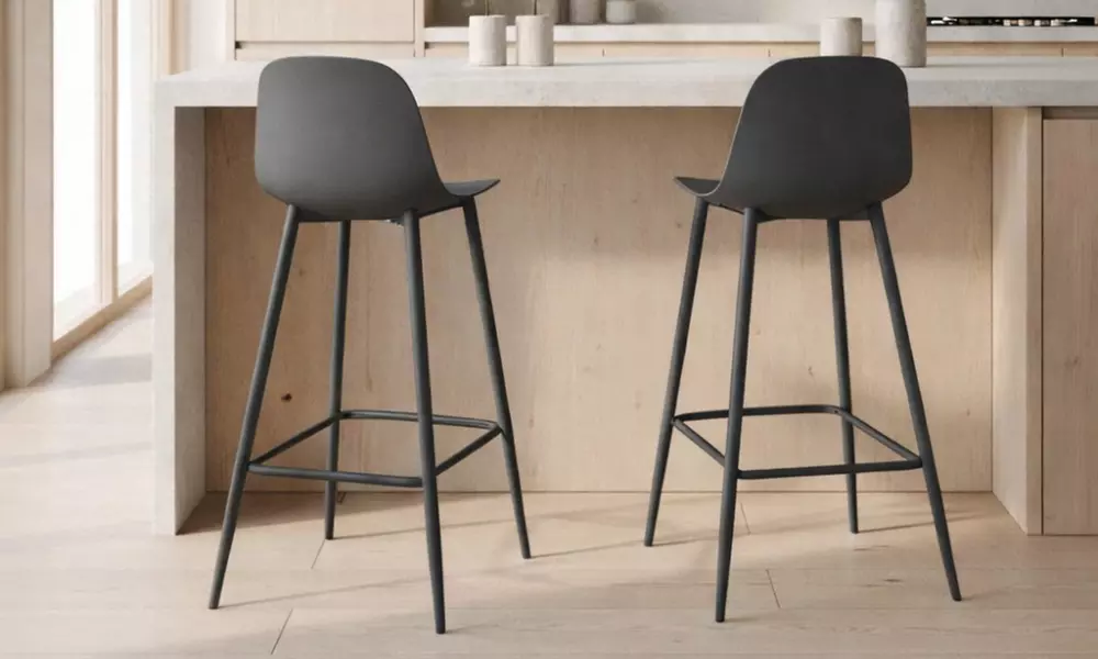 Set di 4 sgabelli Mira