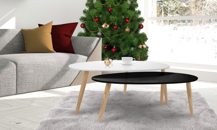 Image 9: Set of Two Coffee Tables