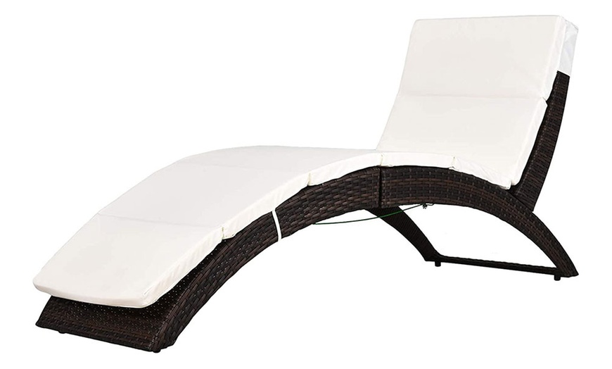 Image 8: Outsunny Rattan Sun Lounger in choice of colours 