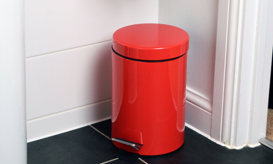 Image 7: Stainless Steel Pedal Bin