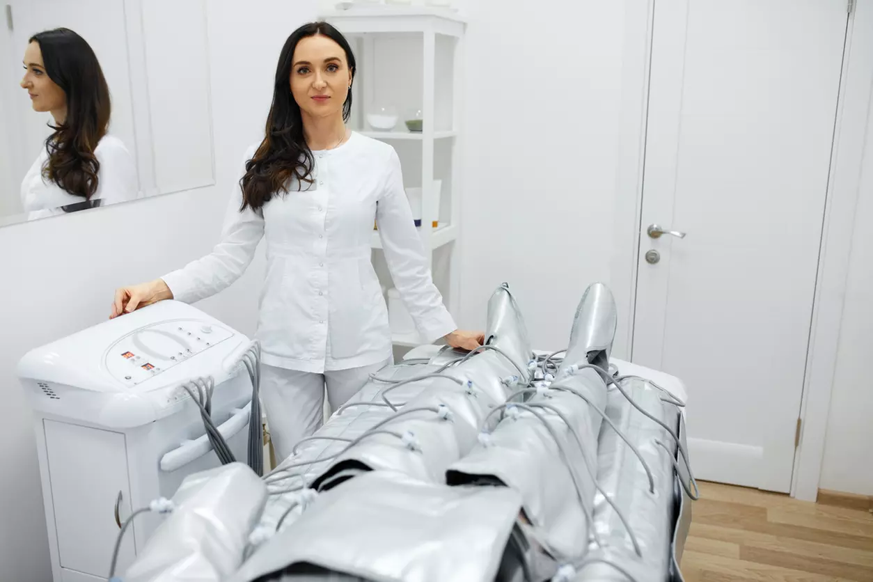 Experience Cascades Wellness Center's Infrared Therapy and Ionic Foot Detox with options up to 35% off - Primary Image