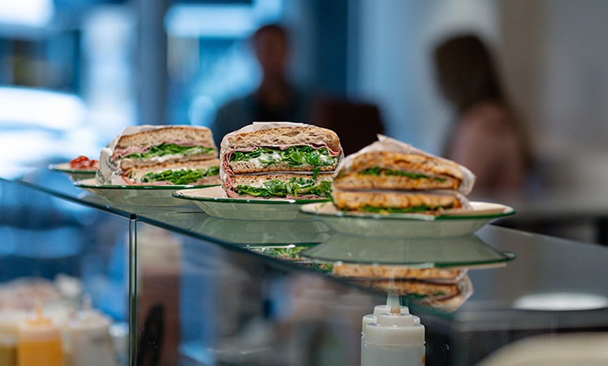 Image 5: Menú italiano con 1, 2 o 4 focaccias, bebidas y opción a postres 